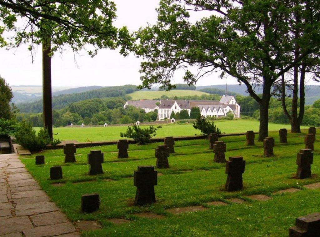 Hotel Restaurant Schmidter Bauernstube Nideggen Eksteriør billede